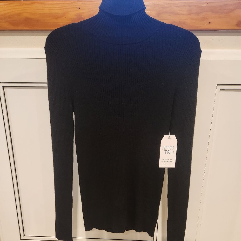 Size Small New Black Turtleneck
